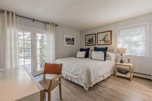 42 Oak Street, Westhampton Beach, NY 11978