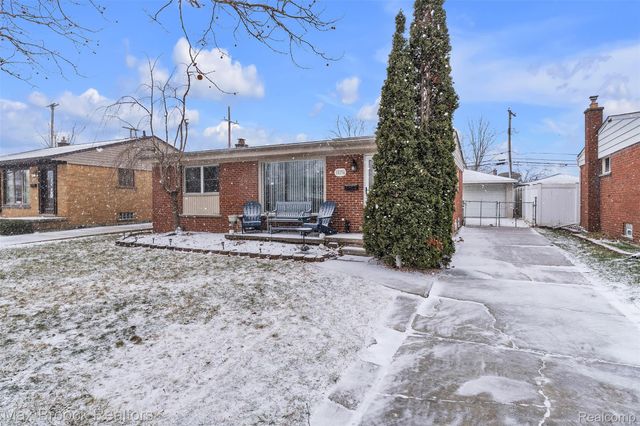 15738 Scott Street, Southgate, MI 48195