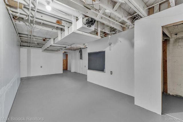 15738 Scott Street, Southgate, MI 48195