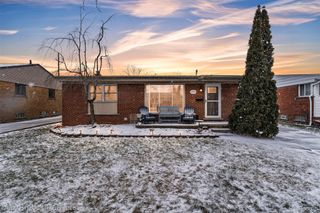 15738 Scott Street, Southgate, MI 48195