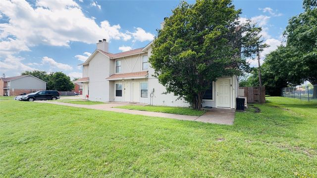 221 Meadow Court, Keller, TX 76248