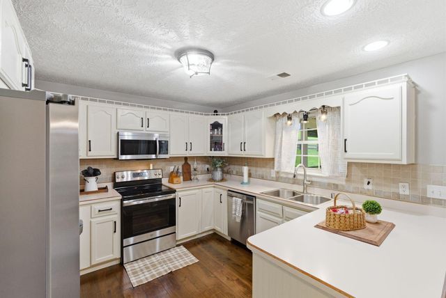 167 General Cleburne Drive, Richmond, KY 40475