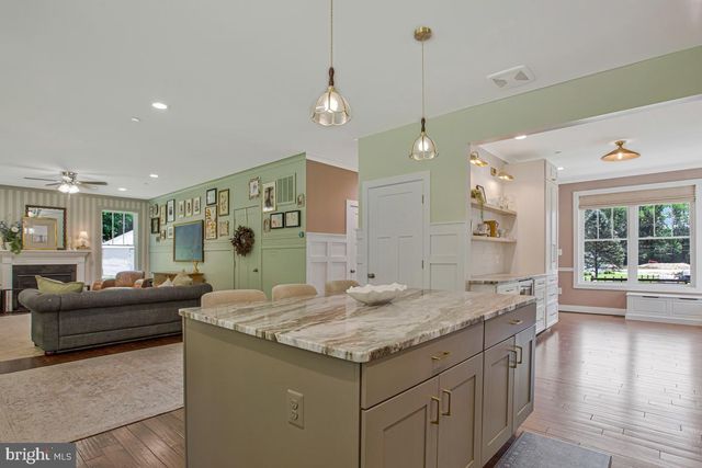 1408 CAPE ST CLAIRE RD, Annapolis, MD 21409
