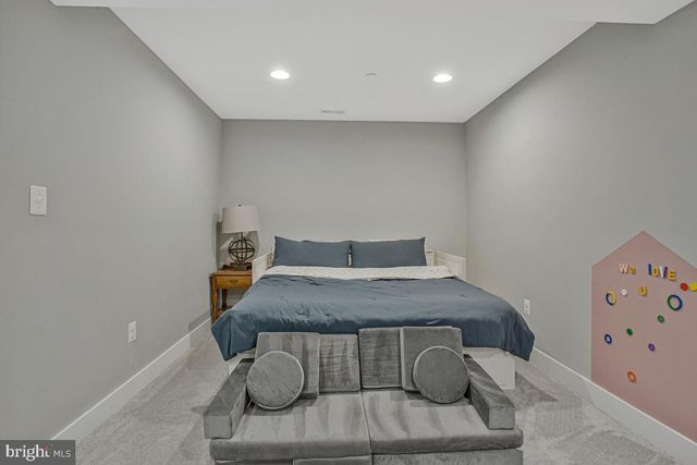 1408 CAPE ST CLAIRE RD, Annapolis, MD 21409