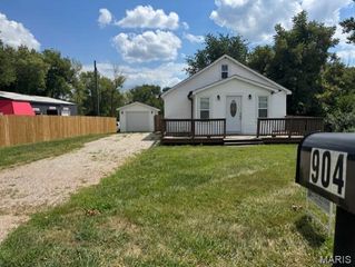 904 W Springfield Road, Sullivan, MO 63080