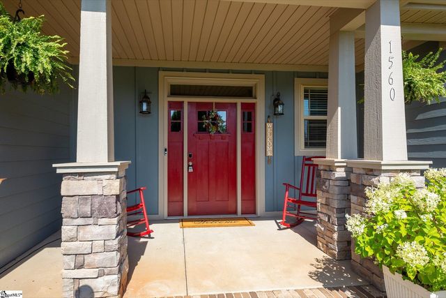 1560 Ballenger Road, Wellford, SC 29385