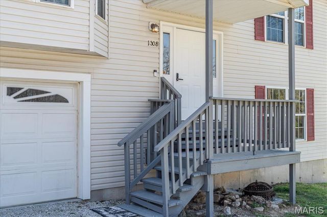 1308 Wildwood Drive, St Clair, MO 63077