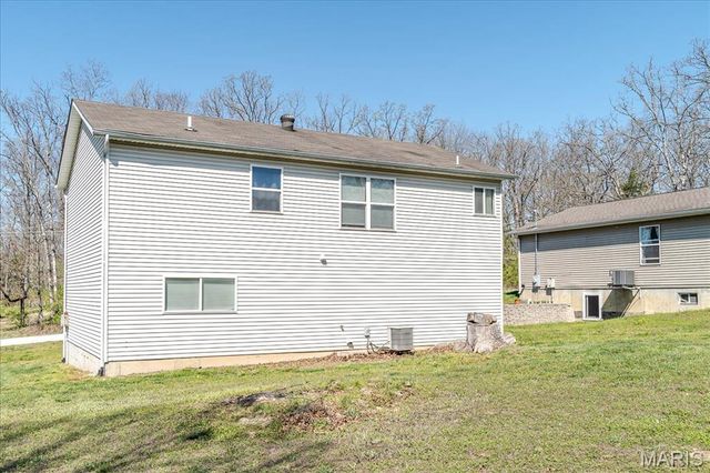 1308 Wildwood Drive, St Clair, MO 63077