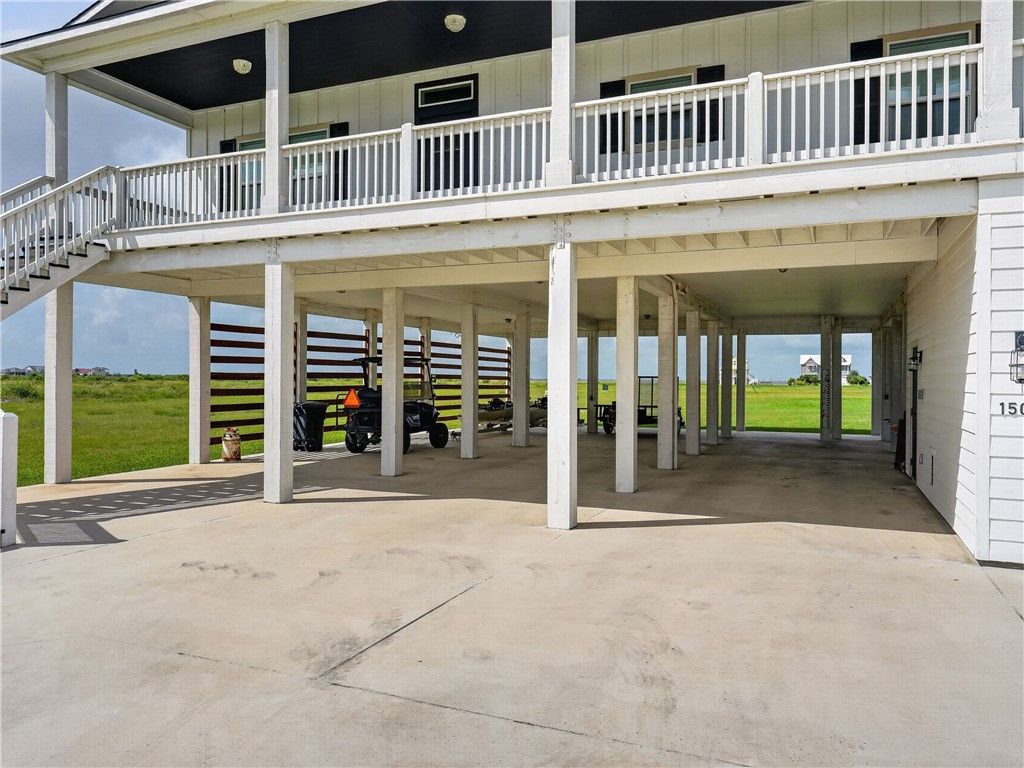 1504 Cape Velero Dr, Rockport, TX 78382 — photo 4