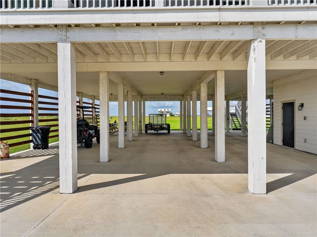 1504 Cape Velero Dr, Rockport, TX 78382 — photo 5