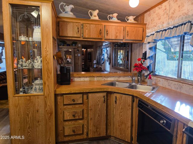 2233 E BEHREND Drive 152, Phoenix, AZ 85024