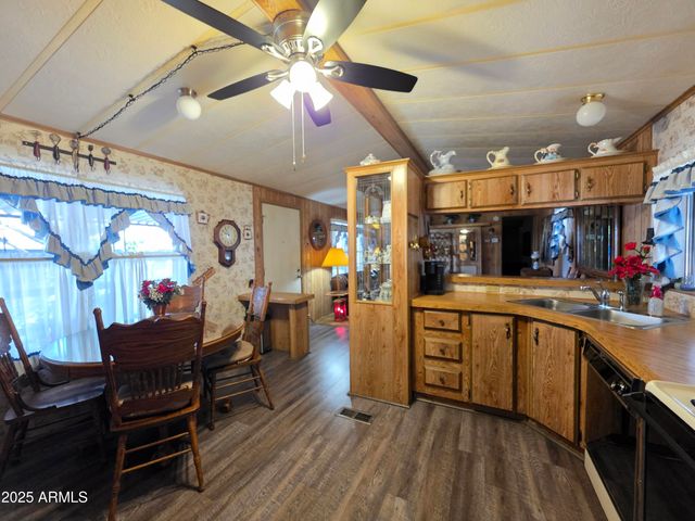 2233 E BEHREND Drive 152, Phoenix, AZ 85024