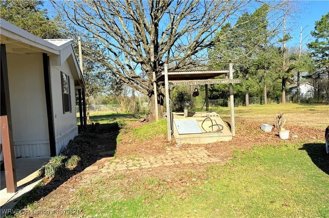 210 S Fifth Avenue, Bonanza, AR 72916