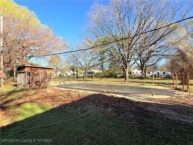 210 S Fifth Avenue, Bonanza, AR 72916