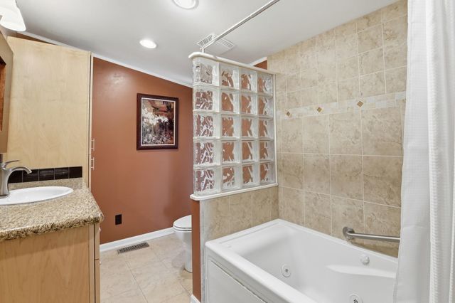 5721 S Martin St, Spokane, WA 99223