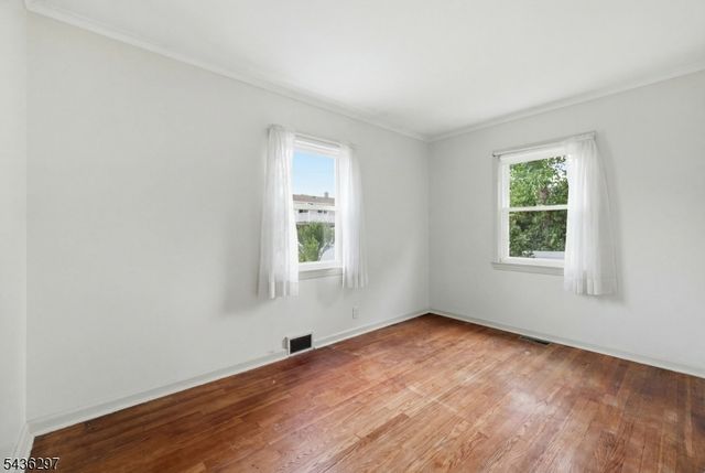 221 W Prospect St, South Bound Brook Boro, NJ 08880