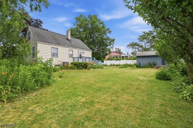 221 W Prospect St, South Bound Brook Boro, NJ 08880