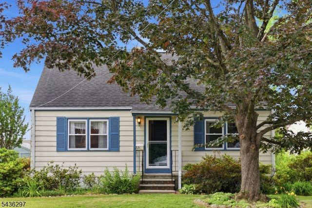 221 W Prospect St, South Bound Brook Boro, NJ 08880