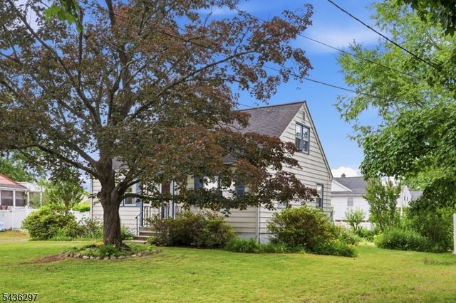 221 W Prospect St, South Bound Brook Boro, NJ 08880