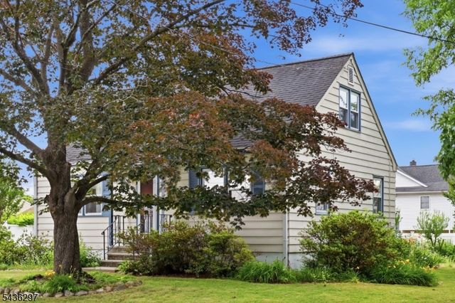221 W Prospect St, South Bound Brook Boro, NJ 08880