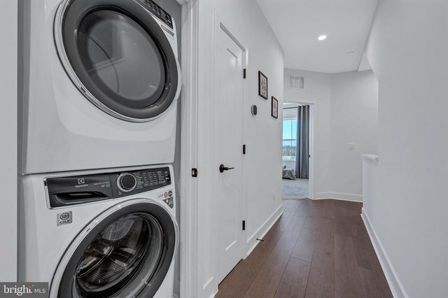 1249 NORTHSIDE PARK BLVD, Potomac, MD 20854