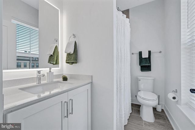 1249 NORTHSIDE PARK BLVD, Potomac, MD 20854