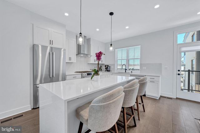 1249 NORTHSIDE PARK BLVD, Potomac, MD 20854