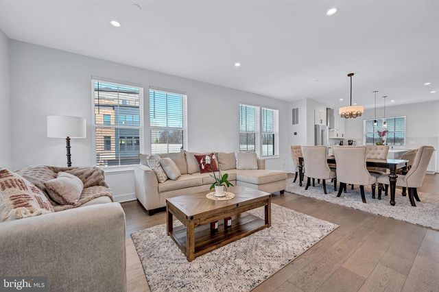 1249 NORTHSIDE PARK BLVD, Potomac, MD 20854