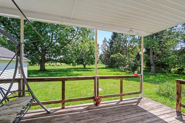 5715 Potters Road, Easton Twp, MI 48881