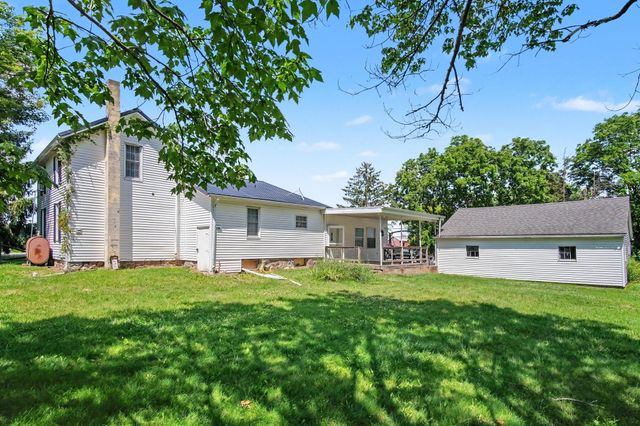5715 Potters Road, Easton Twp, MI 48881