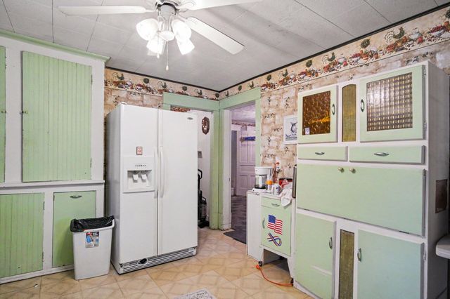 5715 Potters Road, Easton Twp, MI 48881