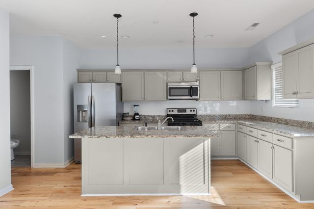 8442 Brookmoor Lane, Ooltewah, TN 37363