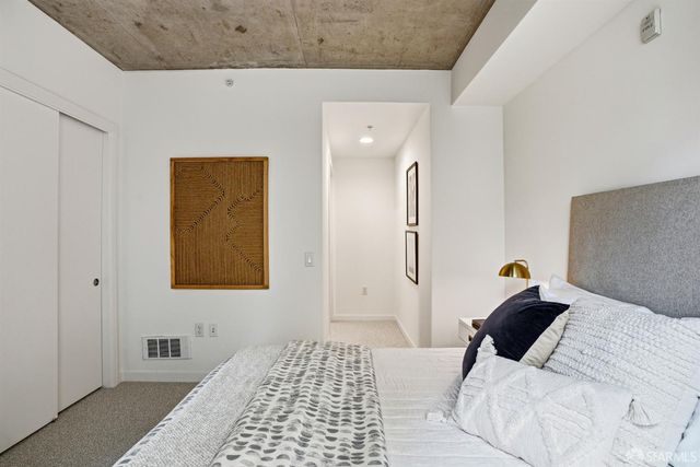 45 Bartlett Street 206, San Francisco, CA 94110