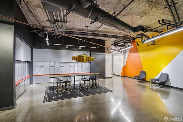 45 Bartlett Street 206, San Francisco, CA 94110