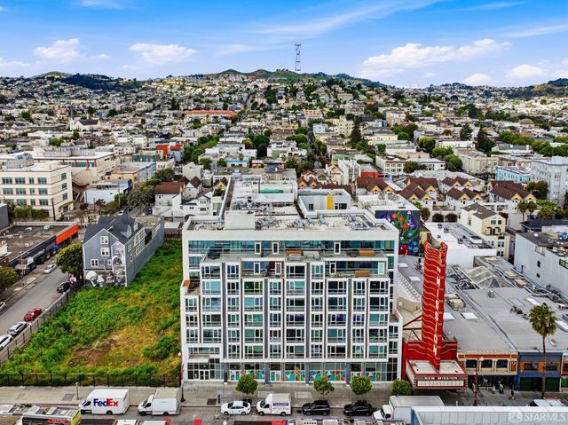 45 Bartlett Street 206, San Francisco, CA 94110