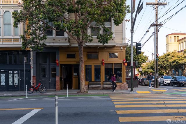 45 Bartlett Street 206, San Francisco, CA 94110