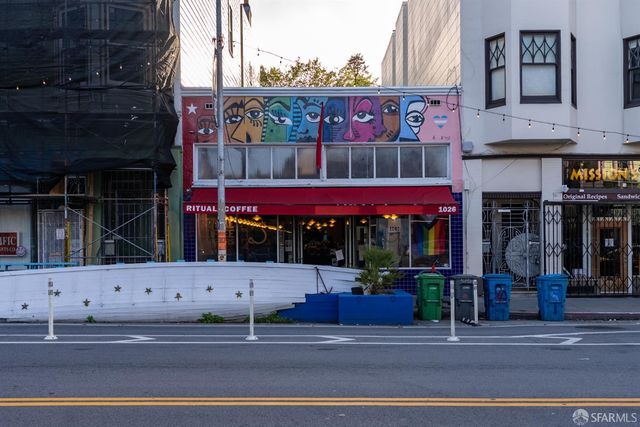 45 Bartlett Street 206, San Francisco, CA 94110
