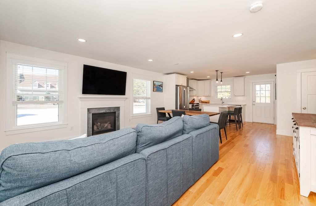 10 Webhannet Place 1, Kennebunk, ME 04043 — exterior
