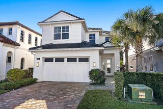 165 Bonnette Hunt Club Lane, Palm Beach Gardens, FL 33418