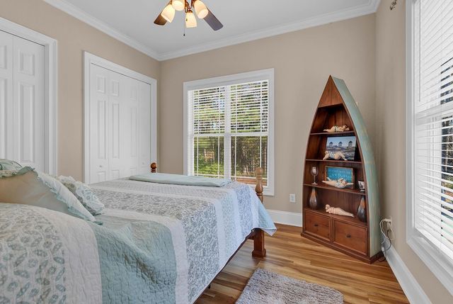 96 Grey Moss Rd., Murrells Inlet, SC 29576