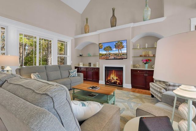 96 Grey Moss Rd., Murrells Inlet, SC 29576