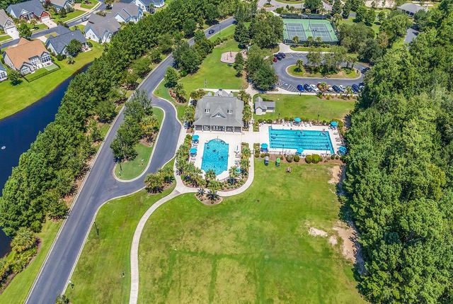 96 Grey Moss Rd., Murrells Inlet, SC 29576