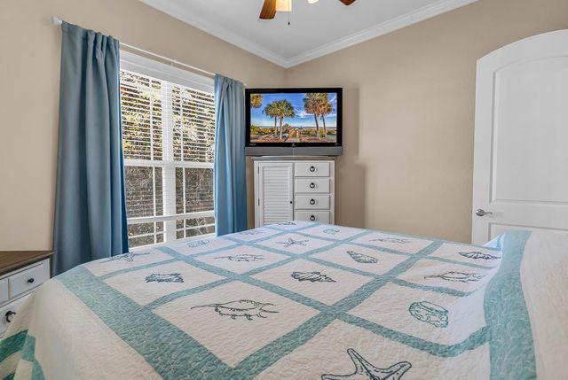 96 Grey Moss Rd., Murrells Inlet, SC 29576