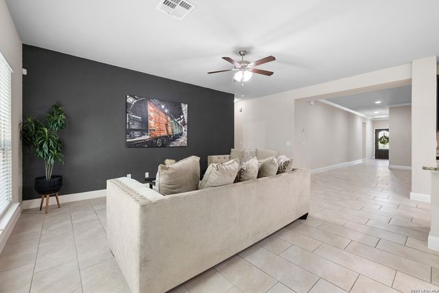 444 Whistlers Way, Spring Branch, TX 78070