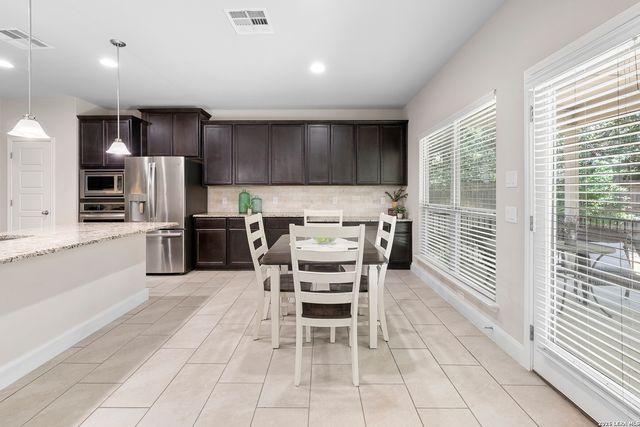 444 Whistlers Way, Spring Branch, TX 78070