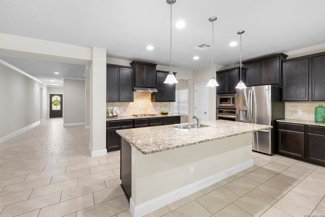 444 Whistlers Way, Spring Branch, TX 78070