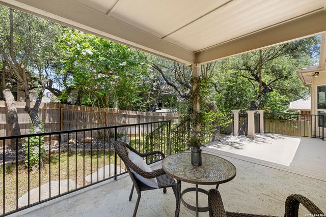 444 Whistlers Way, Spring Branch, TX 78070