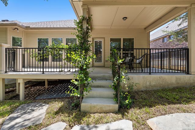 444 Whistlers Way, Spring Branch, TX 78070