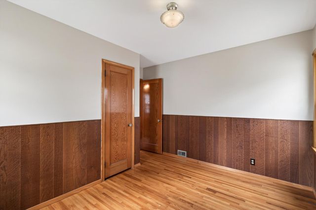 3735 Sumter Avenue S, Saint Louis Park, MN 55426