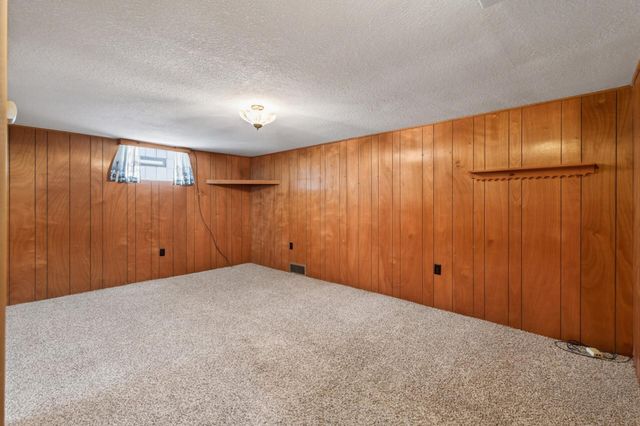 3735 Sumter Avenue S, Saint Louis Park, MN 55426